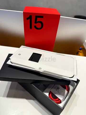 OnePlus 15 16gb/256gb Open box 12 months store warranty