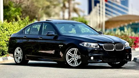 BMW 5-Series 520i M-Kit 2016 - GCC Specs