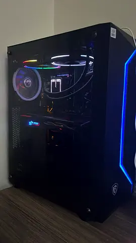 Not full pc!! Gigabyte motherboard with i7 6th generation and rgb aio