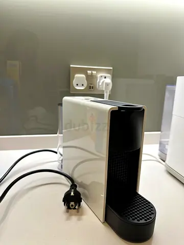 Nespresso essenza mini white coffee machine new