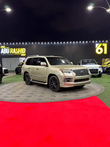 Lexus LX 570 Luxury 2009 - GCC Specs - Well Maintained