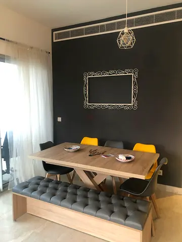 Dining table w/ 5 chairs + bench