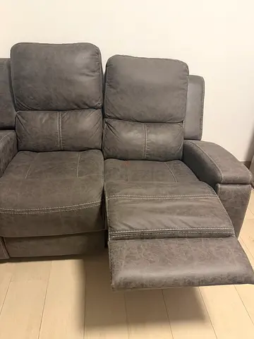 الشارقه الجادة