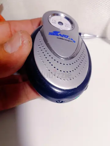 My compact AM/FM pocket radio with telescopic antenna - working