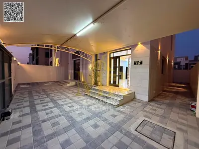 A villa with all electricity, water and air conditioning fees included, on the main street, ready to move in, in the most prestigious areas of Ajman.