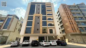 Building for sale in Ajman, Al Jurf district, with a very profitable annual return.