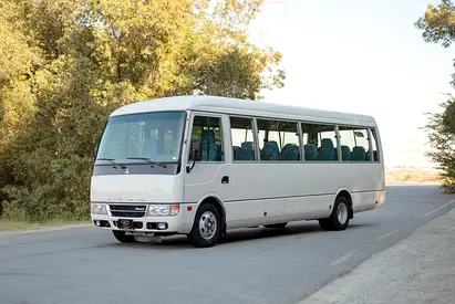 Mitsubishi Rosa | 26-Seater | GCC Specs | Ref#M22579