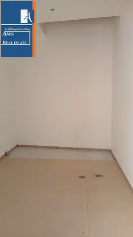Shop in Prime Business Corner of Deira