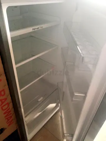 Spacious Refrigerator in Excellent Condition