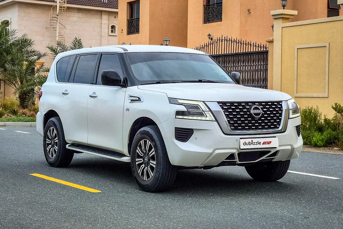 Nissan Patrol 2023 — photo 1 of 14