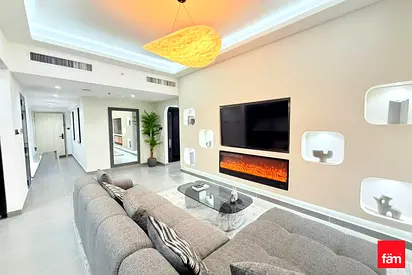 Luxury Living | Private Jacuzzi | Premium Location