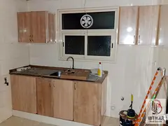 Spacious 2 Bedroom Apartment With Wardrobes Separate Hall Free Parking In Just 42k