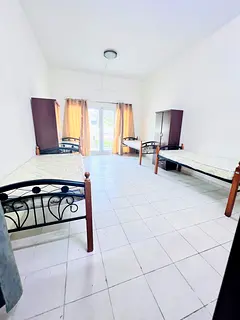 Near Metro Prime Location Bed Space for Rent
