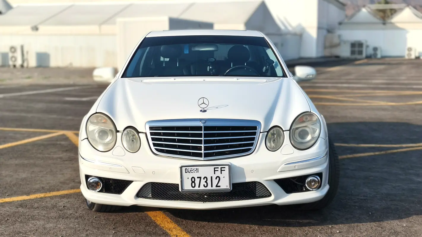 Mercedes-Benz E-Class 2006 — photo 1 of 10
