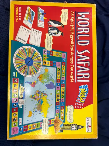 World Safari board game - map  trivia game (ages 10+)