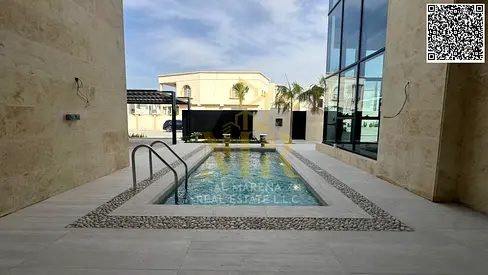 Luxury villa in Al Yasmin, 6200 sq ft with a swimming pool – modern design and a special price, negotiable