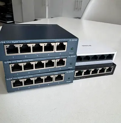 5-Port Gigabit Network Switch – TP-Link  D-Link | Plug  Play | Office / Home Use