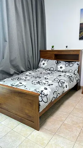 Stylish Wooden Bedroom Set – Barely Used
