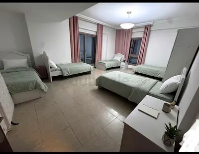 Shared room- Deira - Ladies only!