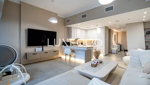 Fully Upgraded | High Floor | High-End Finishes