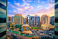 AC FREE | MODERN OFFICE SPACE | PRIME LOCATION | GLASD PARTITION