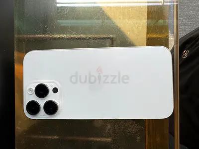 White Apple iPhone 16 pro max 256gb Japan version 96%battery  - Triple Camera, Good Condition