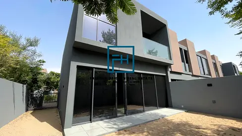 3BED CORNER | FREEHOLD | ELEGANT DESIGN