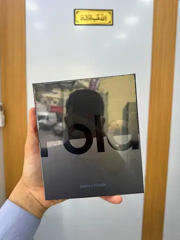 Samsung Galaxy Z Fold 4 256GB New Box Packed