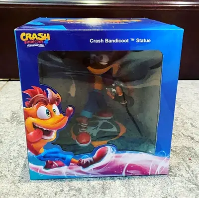 Crash Bandicoot Crash Selfie Statue