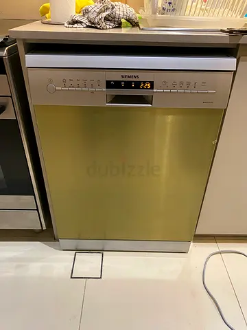 Siemens Free-Standing 3 racks Dishwasher, 12 Place Settings, 6 Program FREE DELIVERY +WARRENTY