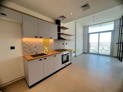 HIGH FLOOR | OPEN LAYOUT | GOOD ROI