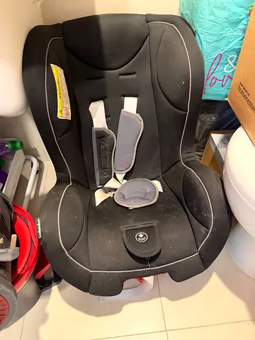 My black infant car seat - 5-point harness, used