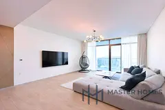 Luxury Waterfront Living | Panoramic Views | Creek Tower View