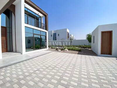 Luxurious | Massive Villa | Perfect Location