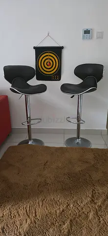 Stylish Bar Stools with Modern Design