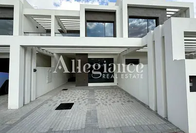 4-Bedroom Single Row Townhouse | Trump Estates