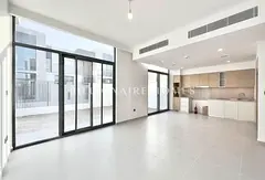 Single Row | Vacant | Prime Location | G+1