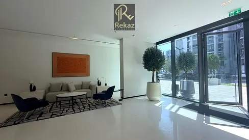 Ultra Luxury 1-bedroom for Sale | Freehold | Hotel Apartment Style