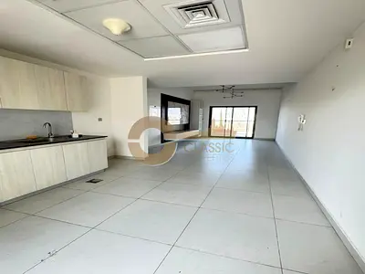 VACANT UNIT I SPACIOUS LAYOUT I FAMILY LIVING
