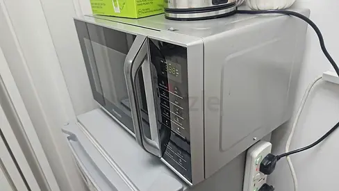 microwave owen