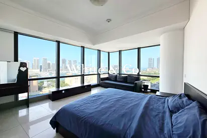 Corner Unit | Fully Furnished | Palm View