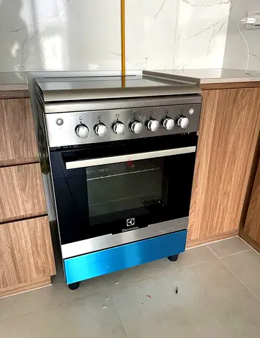 Electrolux latest model 4 burner full gass with fan full safety cooking range 60x60 stove by hws