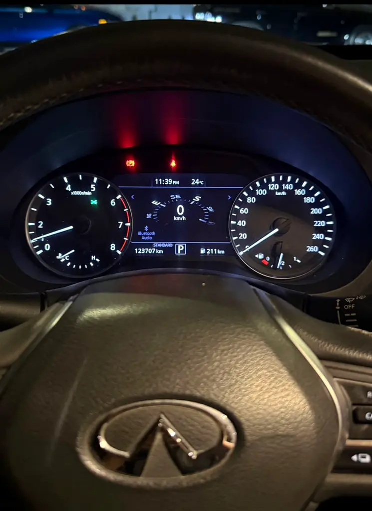 Infiniti QX50 2019 — photo 1 of 5