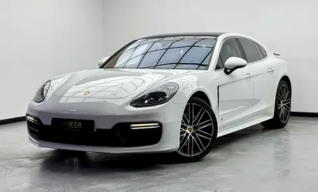 2018 Porsche Panamera 4S, Full Porsche Service History, Sport Chrono Package, GCC
