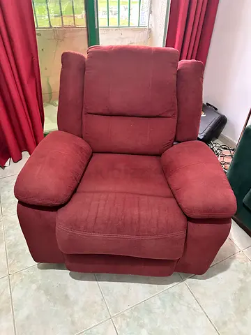 Reclining sofa