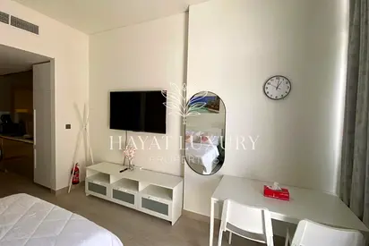 Spacious Studio I Vacant I Fully Furnished