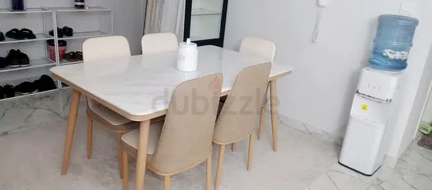 Dinning table