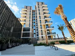 Brand new building - 3 BR apartment - Maid room - wardrobes - spacious - bright - Coverd parking