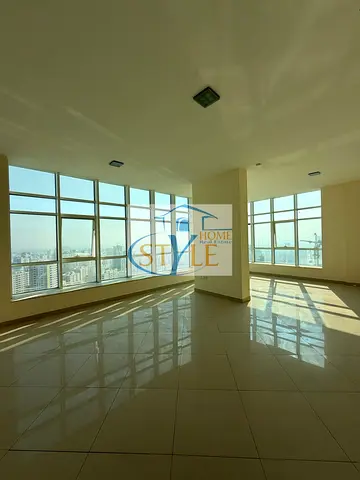 إطلالة خلابة | سكن فاخر | بنتهاوس بأربع غرف نوم | في المجاز 1