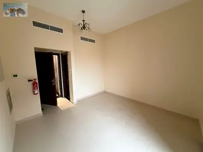 استوديو للإيجار في عجمان – العالية – مطبخ منفصل وبلكونة – أول ساكن – بجانب شارع الشيخ محمد بن زايد – 22 ألف سنوياً